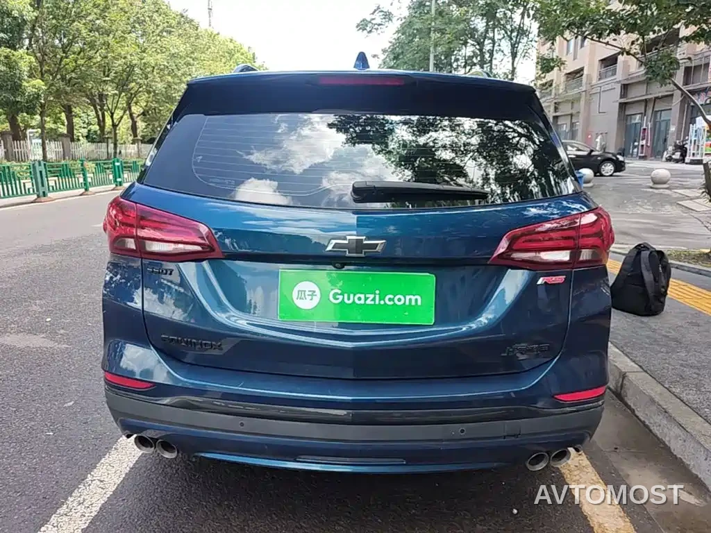Chevrolet Equinox 2022 Mild Hybrid 550T RS 4WD Intelligent Defense Edition — фото 5