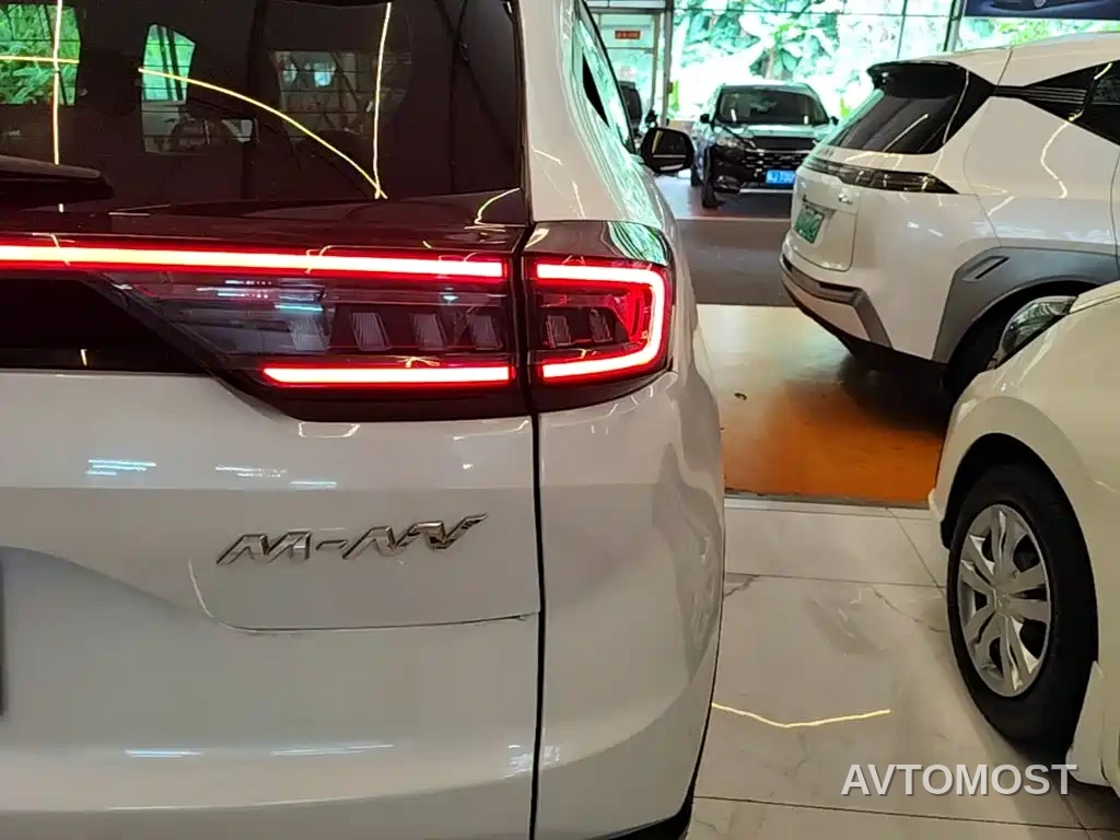 CIIMO Dongfeng Honda M-NV 2021 Shangyi Edition — фото 7