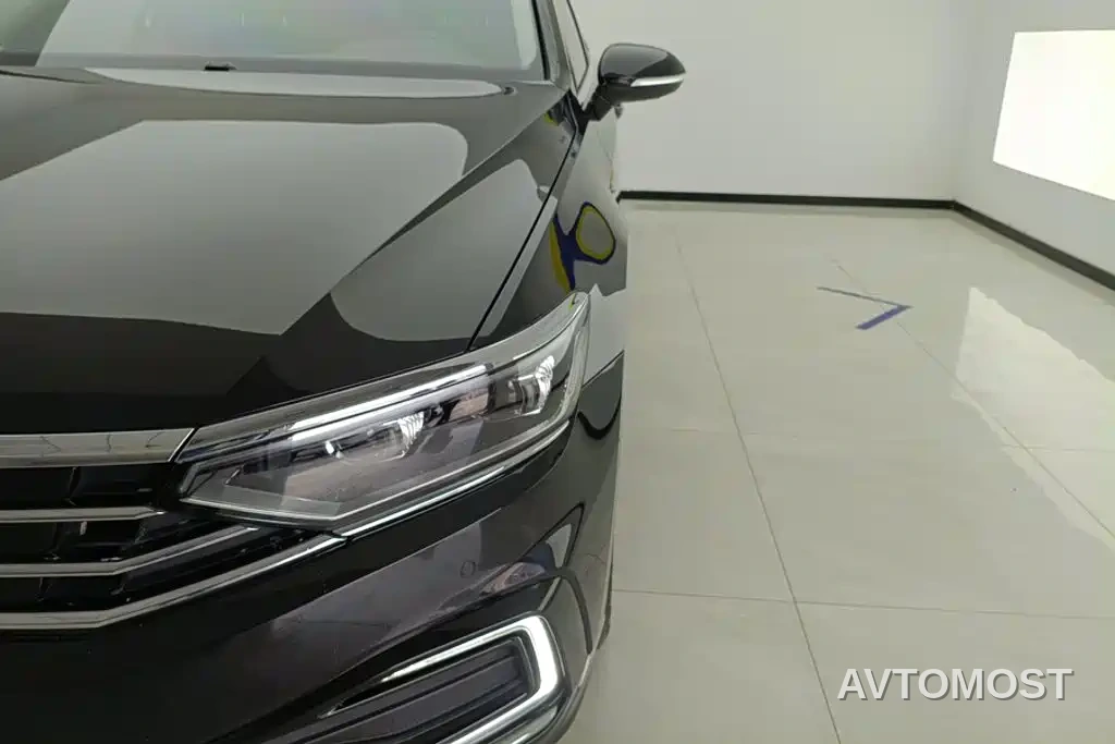 Volkswagen Magotan GTE Plug-in Hybrid 2020 GTE Premium Model — фото 5