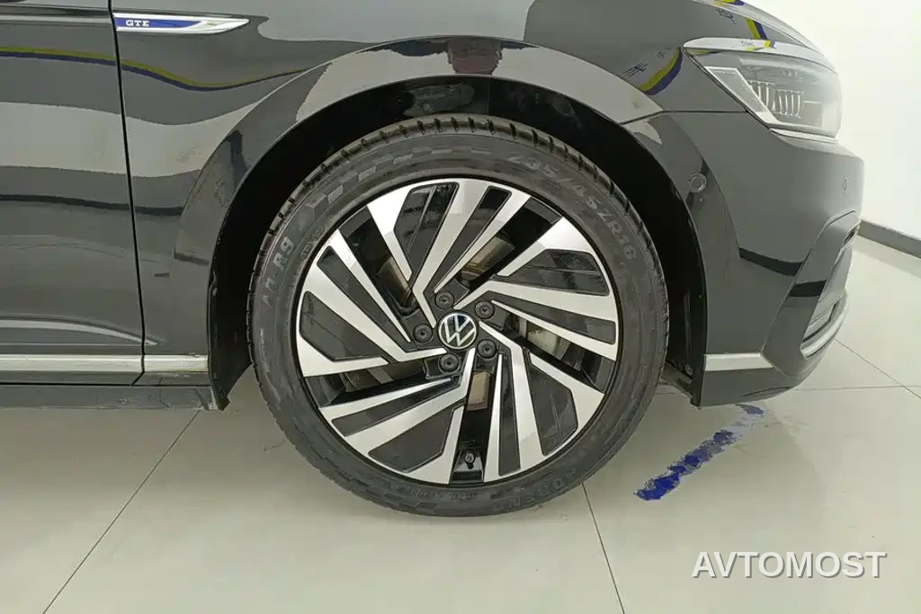 Volkswagen Magotan GTE Plug-in Hybrid 2020 GTE Premium Model — фото 6