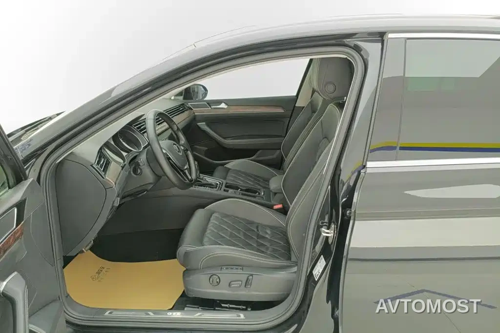 Volkswagen Magotan GTE Plug-in Hybrid 2020 GTE Premium Model — фото 9