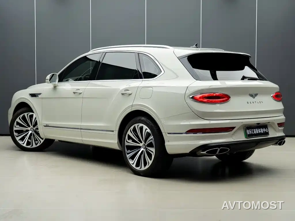 Bentley Bentayga Hybrid 2021 3.0T PHEV — фото 5