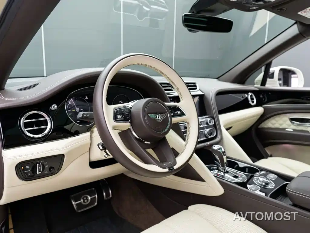 Bentley Bentayga Hybrid 2021 3.0T PHEV — фото 10