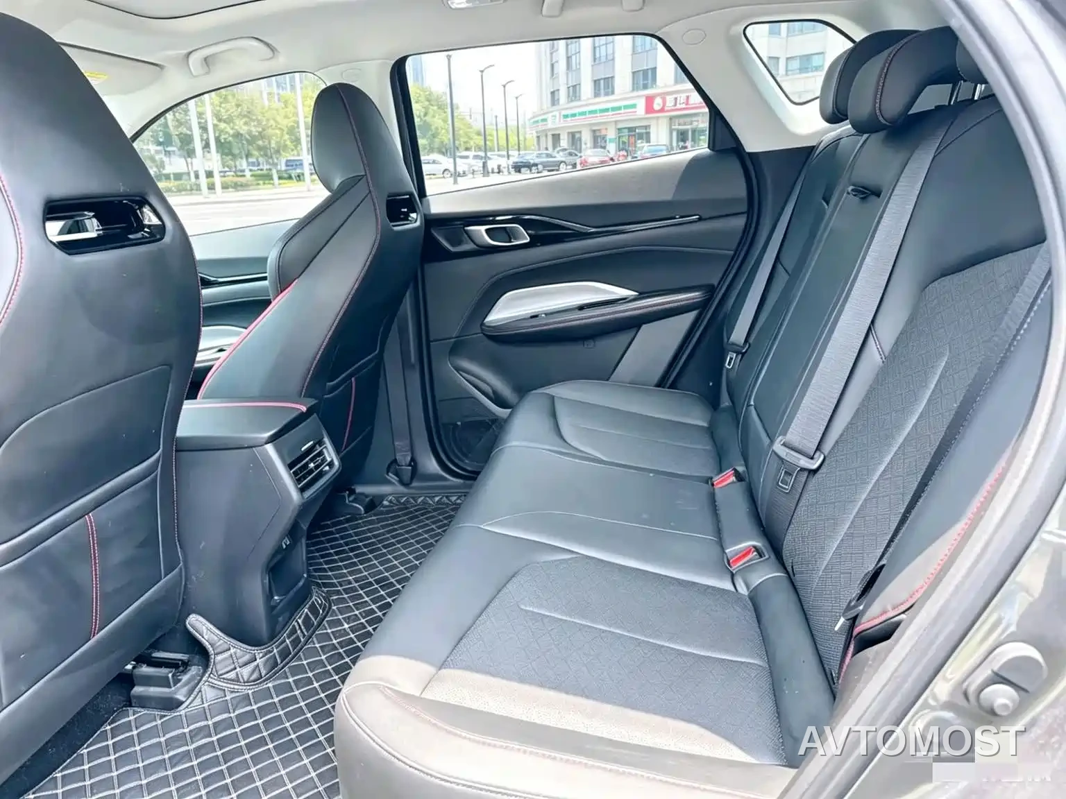 Changan Oshan Z6 2022 Blue Whale 1.5T DCT Intelligent Enjoyment — фото 8