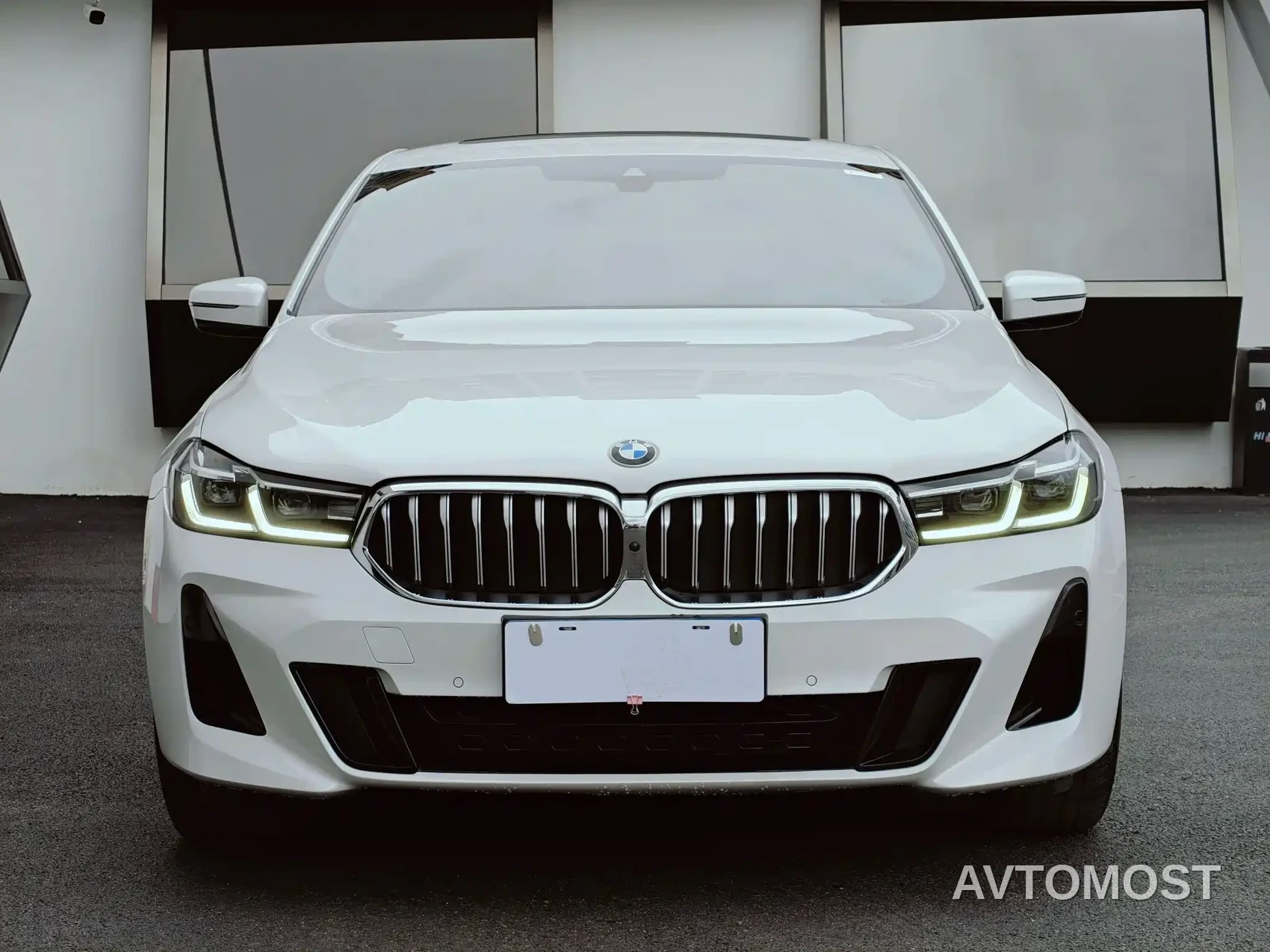 BMW 6 Series GT 2022 Model 630i M Sport Package — фото 2