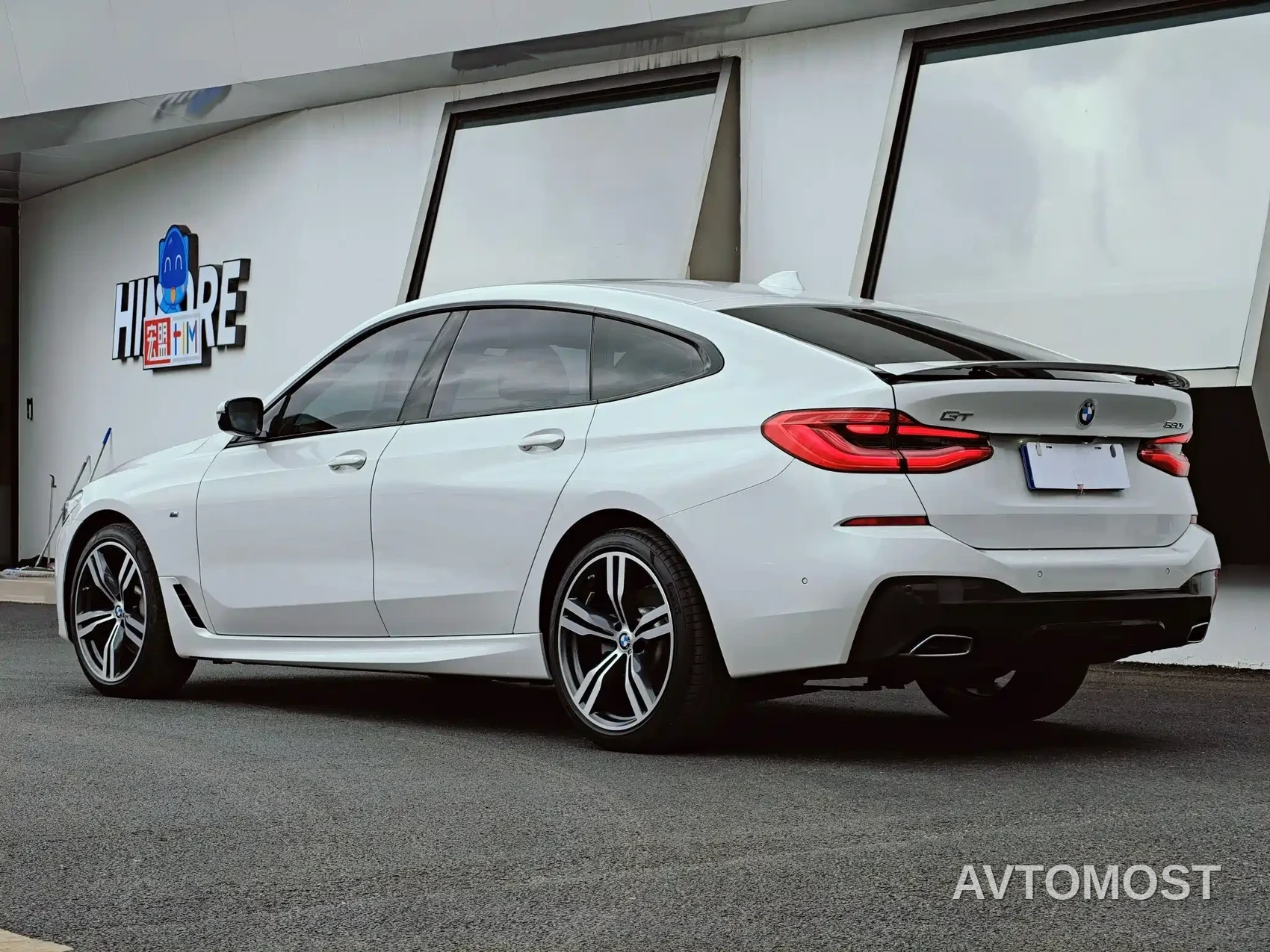 BMW 6 Series GT 2022 Model 630i M Sport Package — фото 3