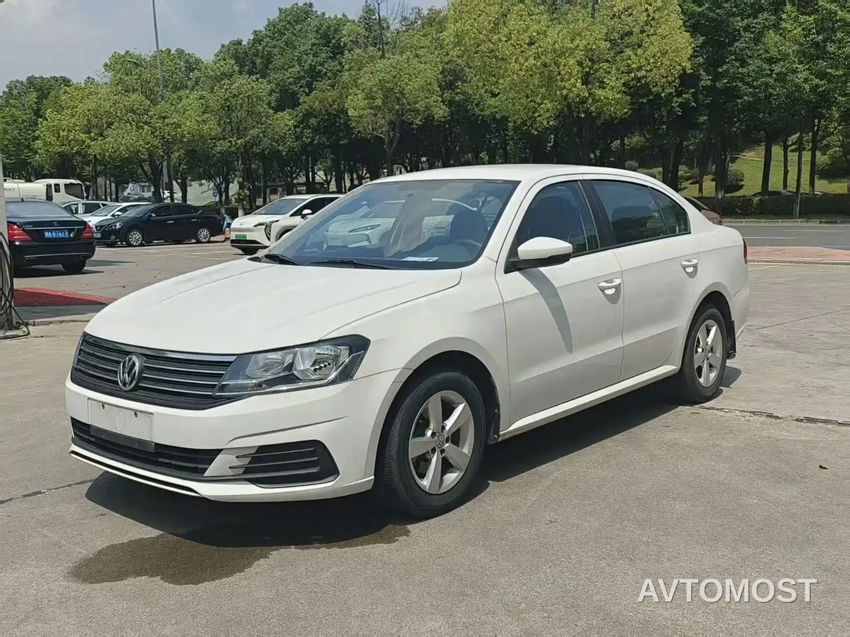 Volkswagen Lavida 2019 Lavida Start 1.5L Auto Trend (China VI) — фото 1