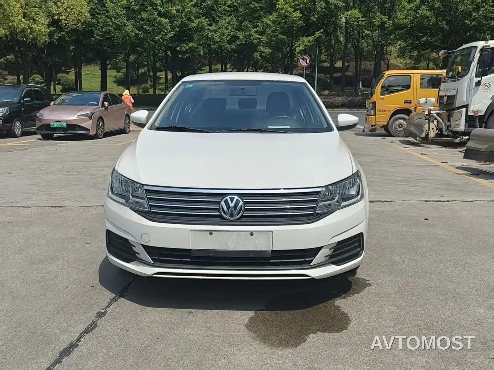 Volkswagen Lavida 2019 Lavida Start 1.5L Auto Trend (China VI) — фото 3
