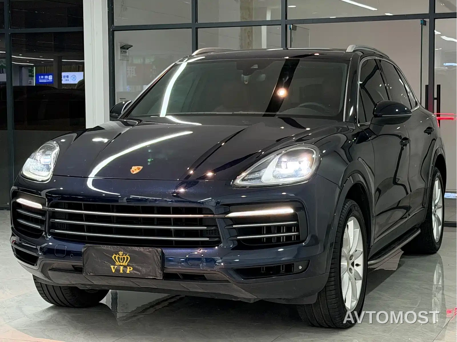 Porsche Cayenne 2022 Cayenne 3.0T Platinum Edition — фото 3