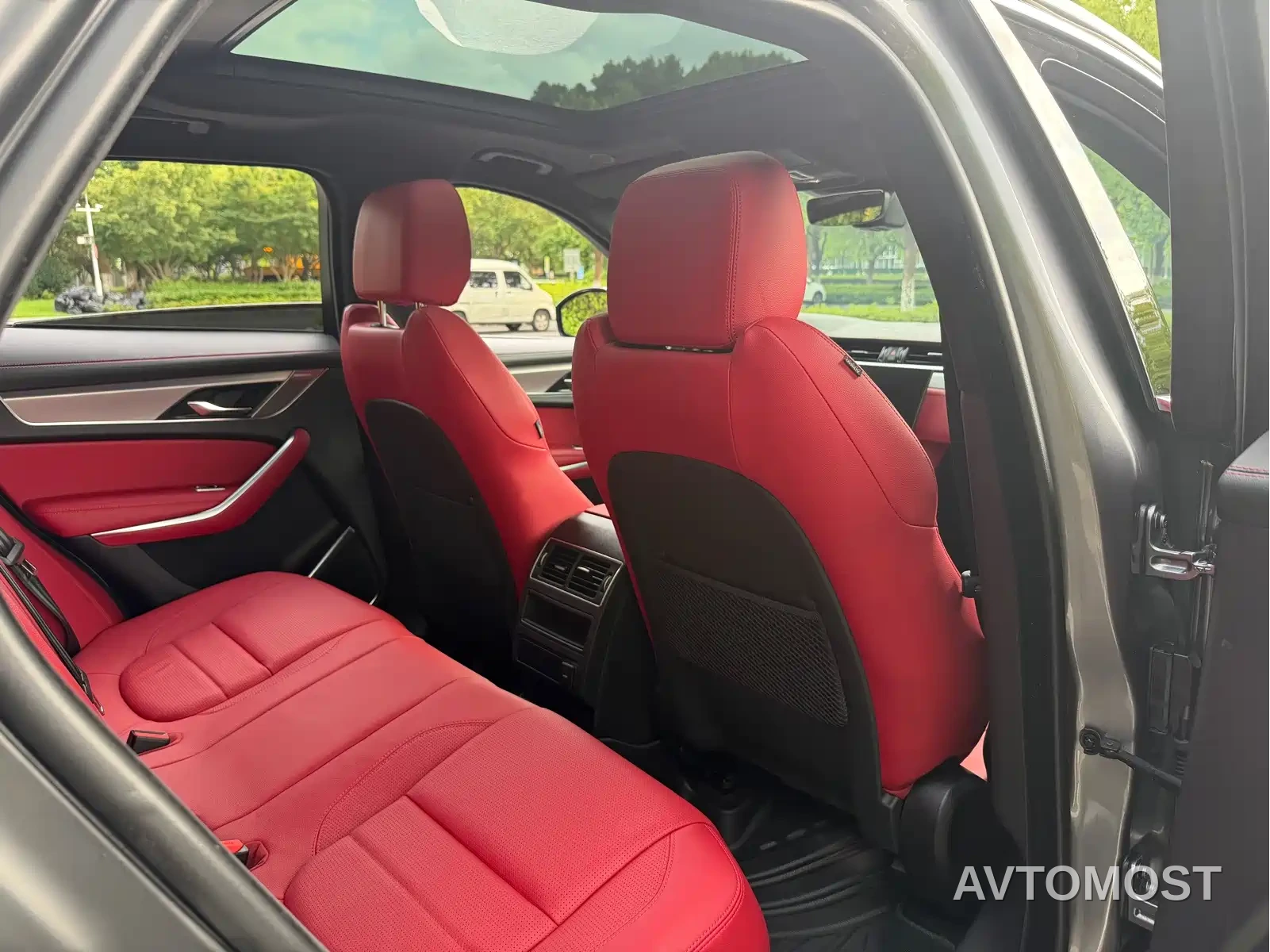 Jaguar F-PACE 2022 Model P340 R-Dynamic SE — фото 15