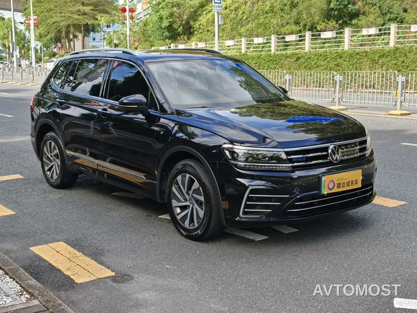 Volkswagen Tiguan L PHEV 2021 430PHEV Plug-in Hybrid Flagship — фото 2