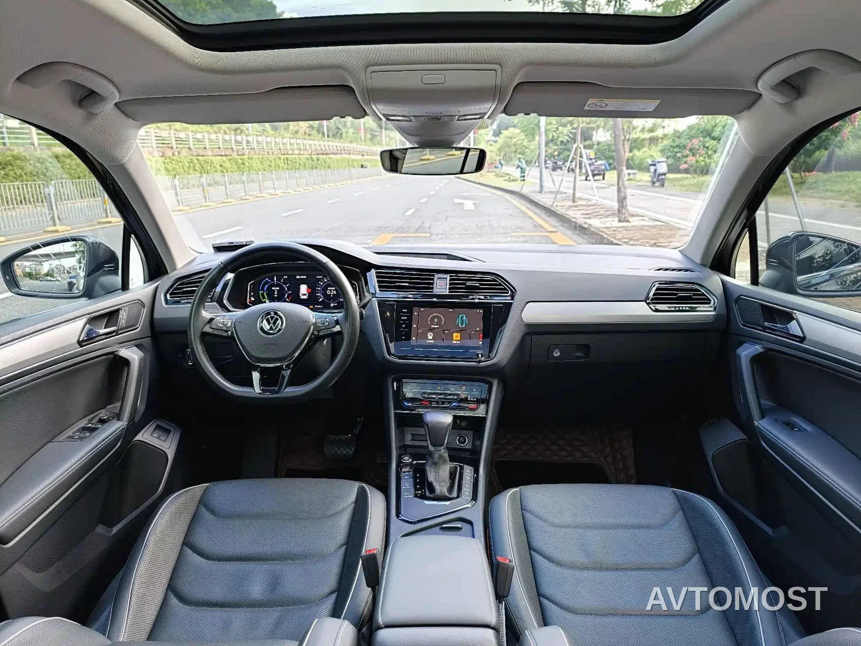Volkswagen Tiguan L PHEV 2021 430PHEV Plug-in Hybrid Flagship — фото 12