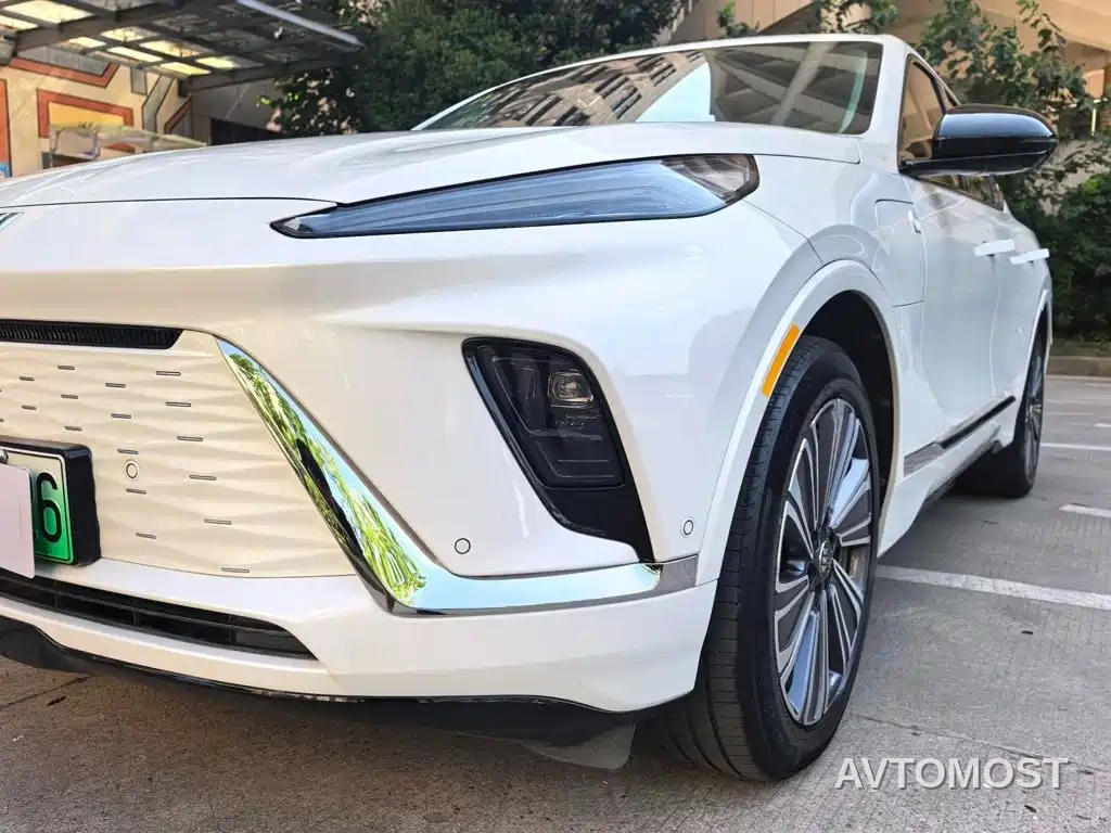 Buick E5 2023 Premium Standard Range Edition — фото 4