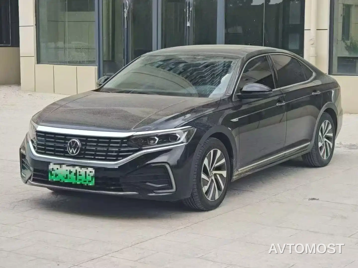 Volkswagen Passat New Energy 2022 430PHEV Hybrid Luxury Edition — фото 1