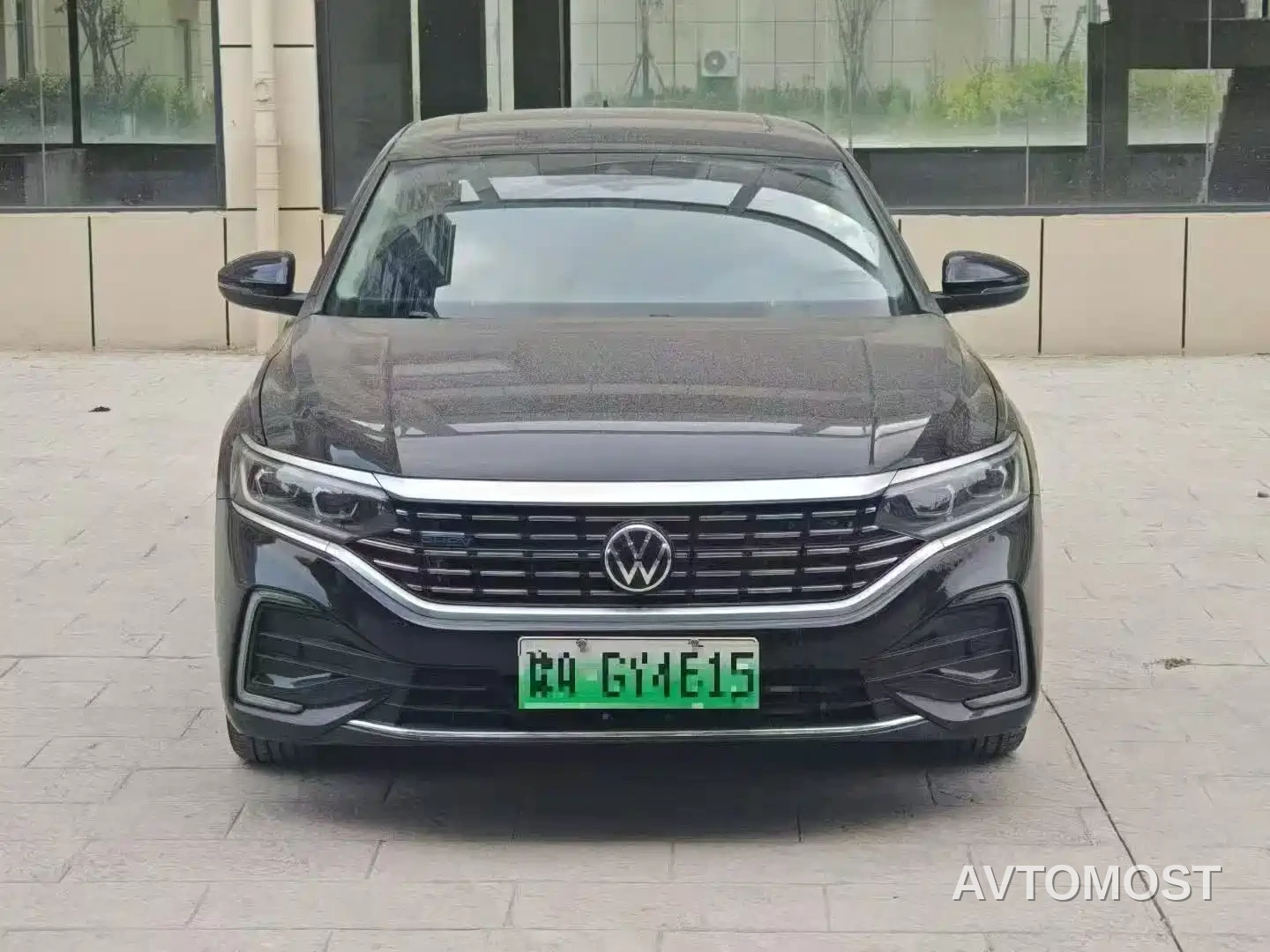 Volkswagen Passat New Energy 2022 430PHEV Hybrid Luxury Edition — фото 2
