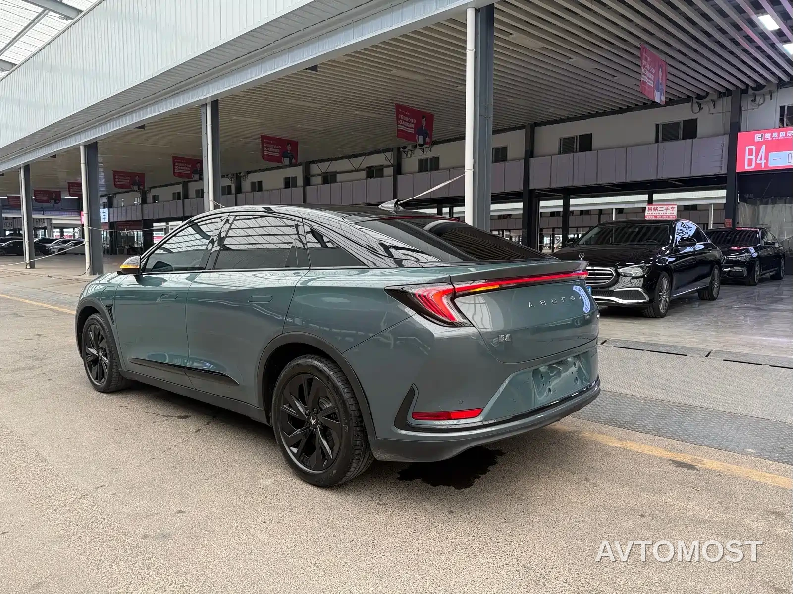 Arcfox Alpha S 2023 Model 525E Forest Edition 160kW — фото 17