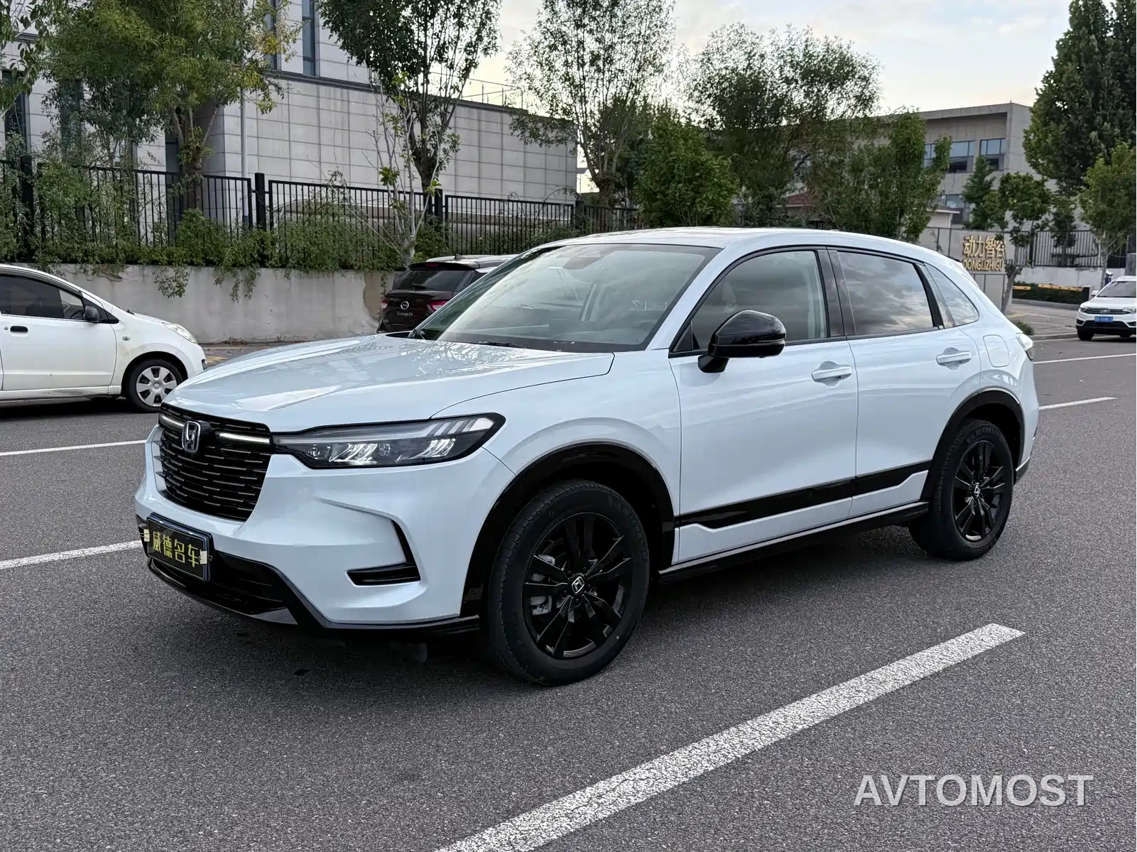 Honda HR-V 2023 2.0L e:HEV Thrilling Edition — фото 1