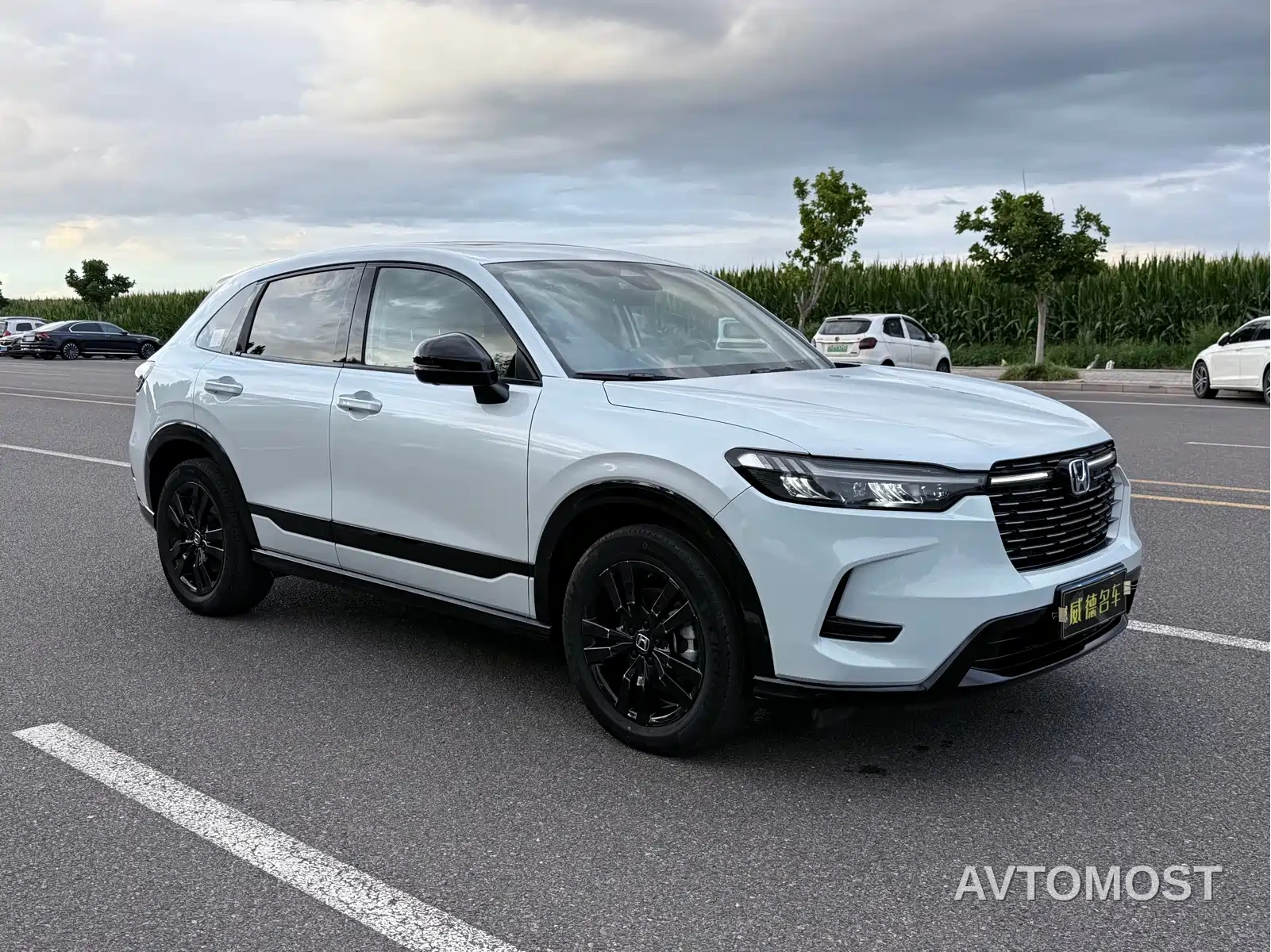 Honda HR-V 2023 2.0L e:HEV Thrilling Edition — фото 2