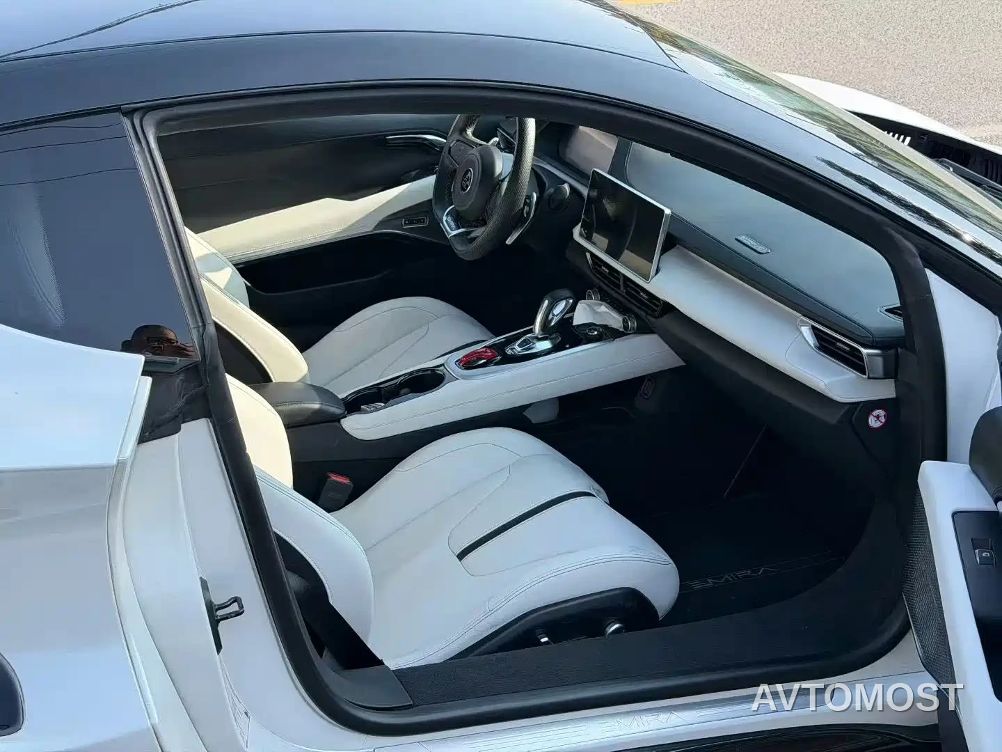 Lotus Cars EMIRA 2021 2.0T DCT First Edition — фото 10