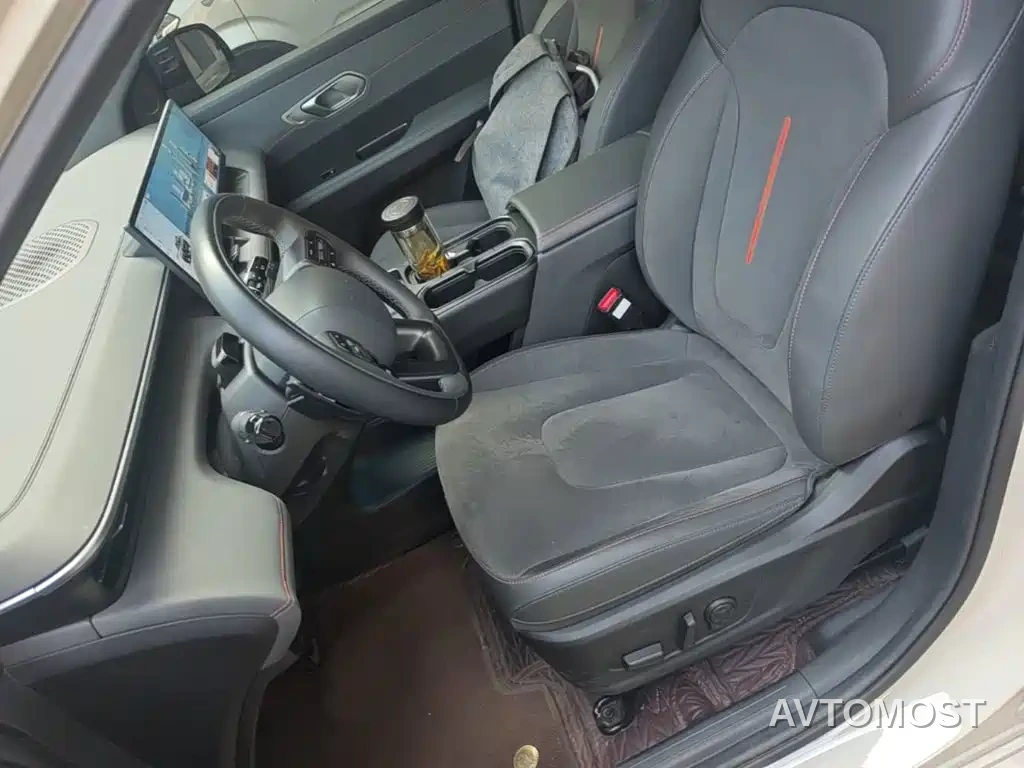 Hyundai ELEXIO 2025 Standard Range RWD — фото 15