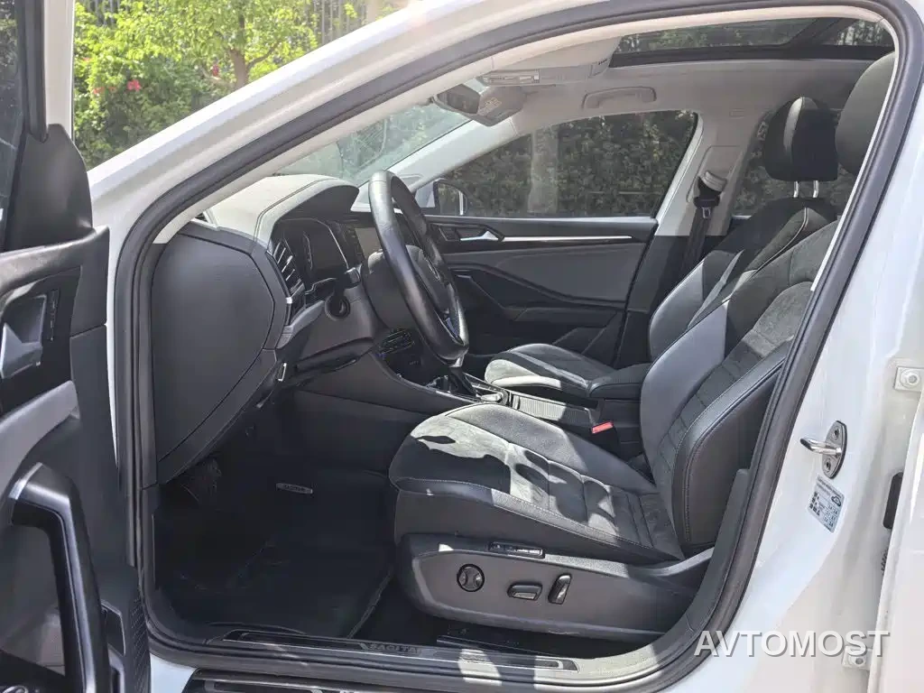 Volkswagen Sagitar 2021 280TSI DSG Excellence Edition — фото 12