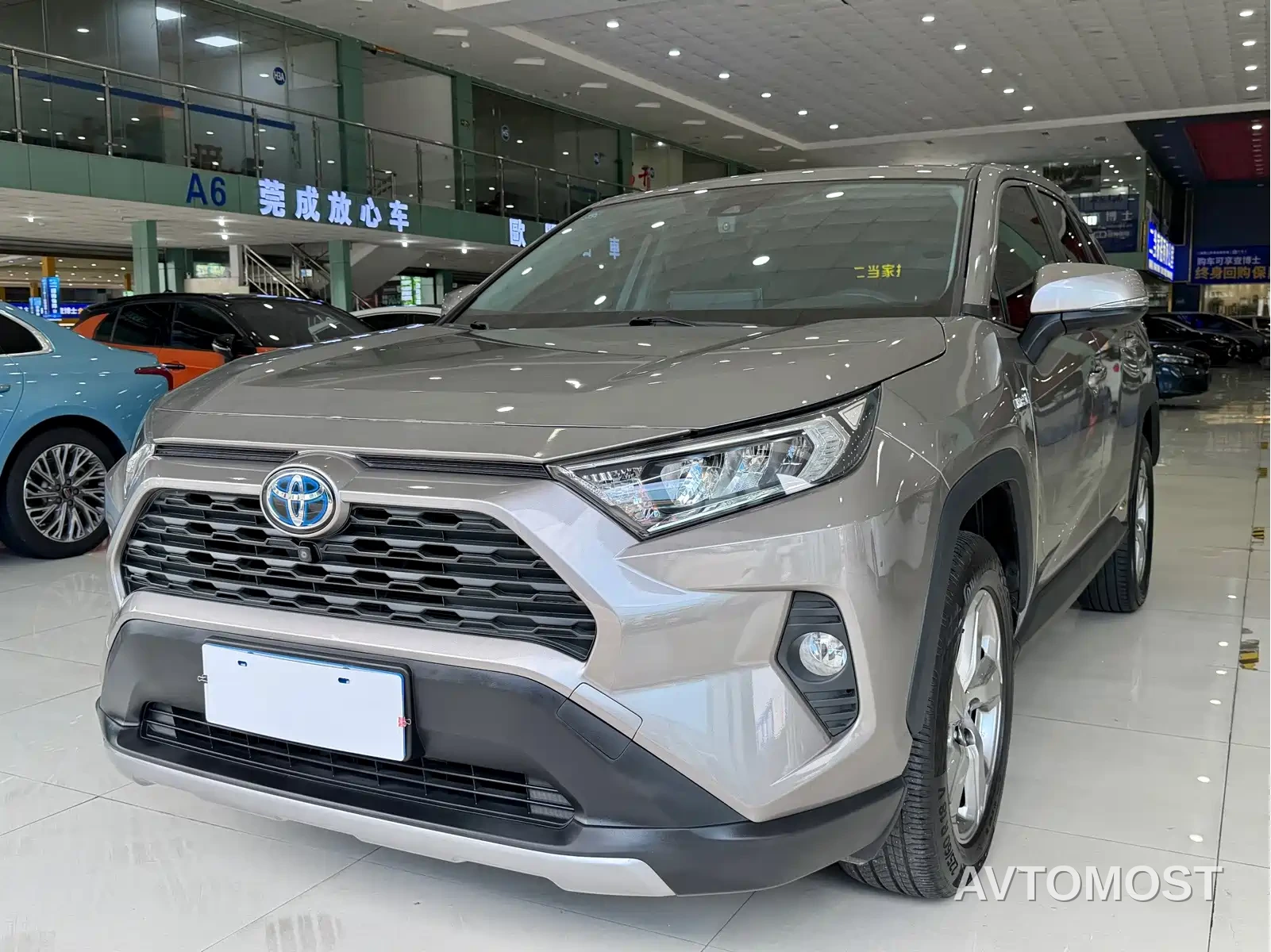 Toyota RAV4 Rongfang 2022 Hybrid 2.5L E-CVT 2WD Elite Edition — фото 1