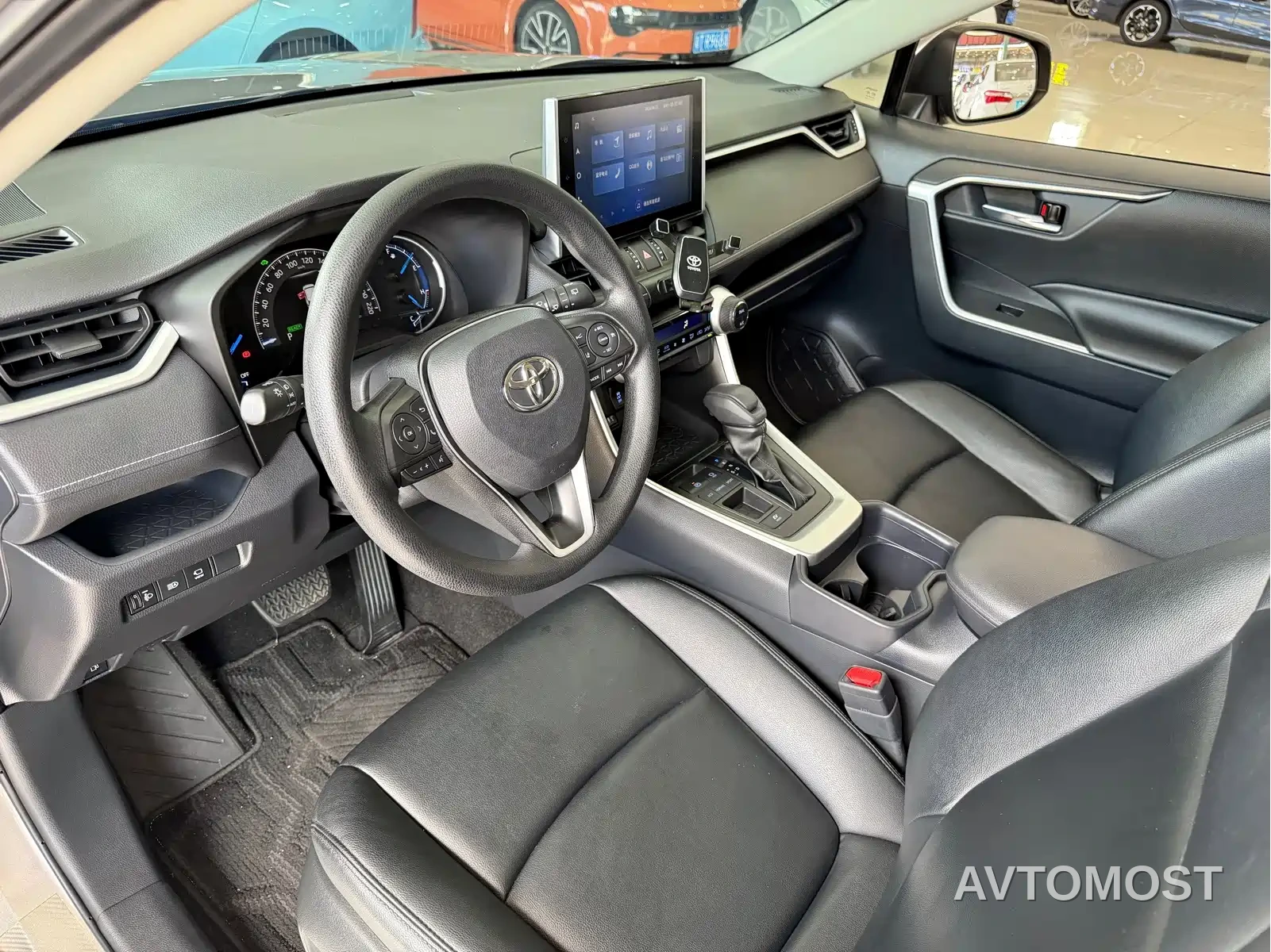 Toyota RAV4 Rongfang 2022 Hybrid 2.5L E-CVT 2WD Elite Edition — фото 7