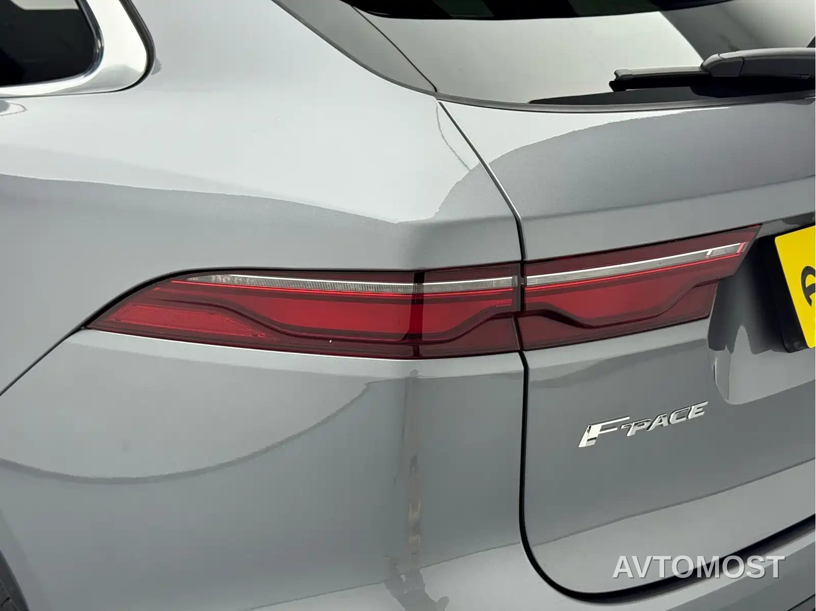 Jaguar F-PACE 2022 Model P340 R-Dynamic SE — фото 10
