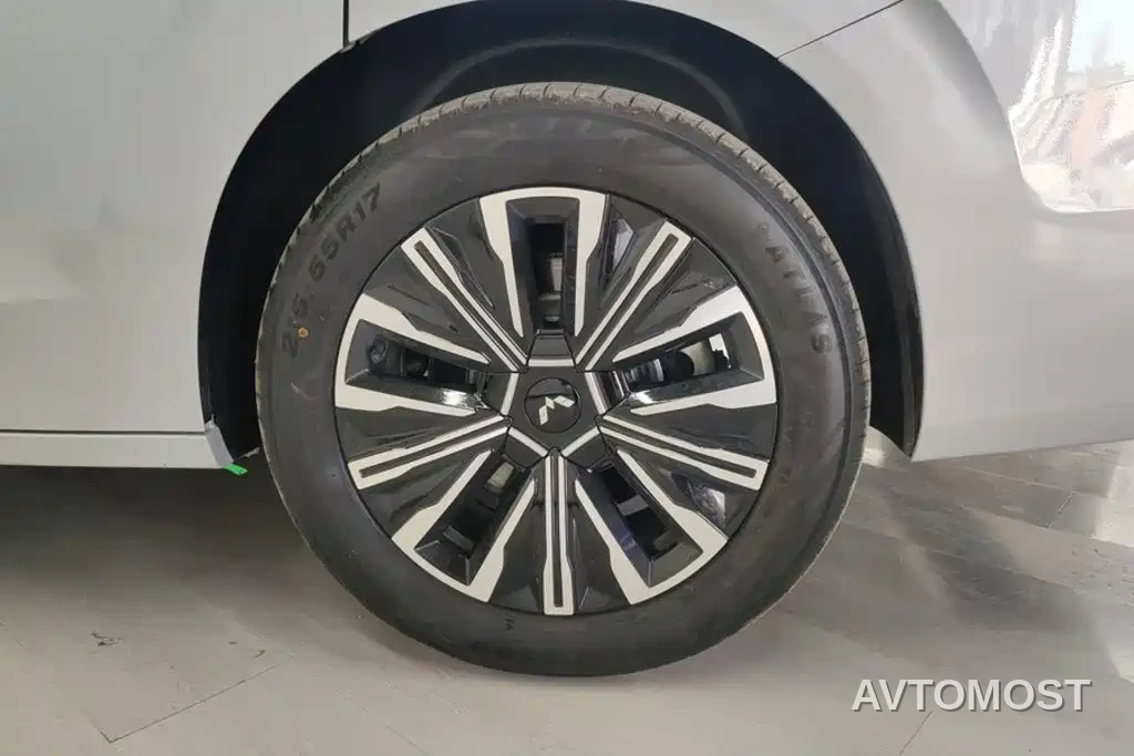 Wuling Motors Xingguang 730 New Energy 2025 Model Plug-in Hybrid Base Version — фото 5