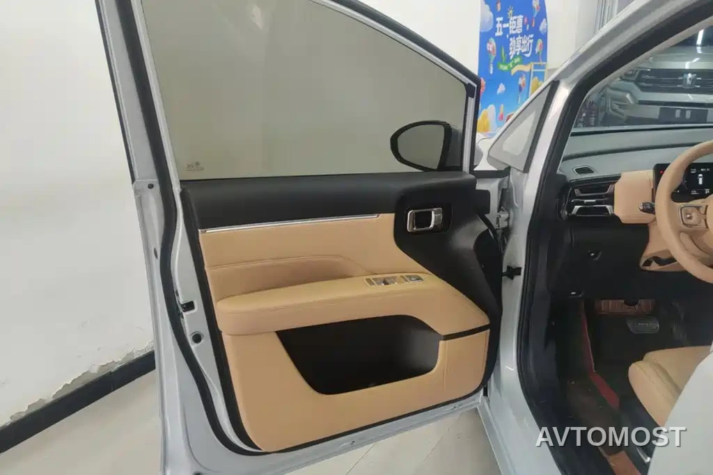 Wuling Motors Xingguang 730 New Energy 2025 Model Plug-in Hybrid Base Version — фото 6