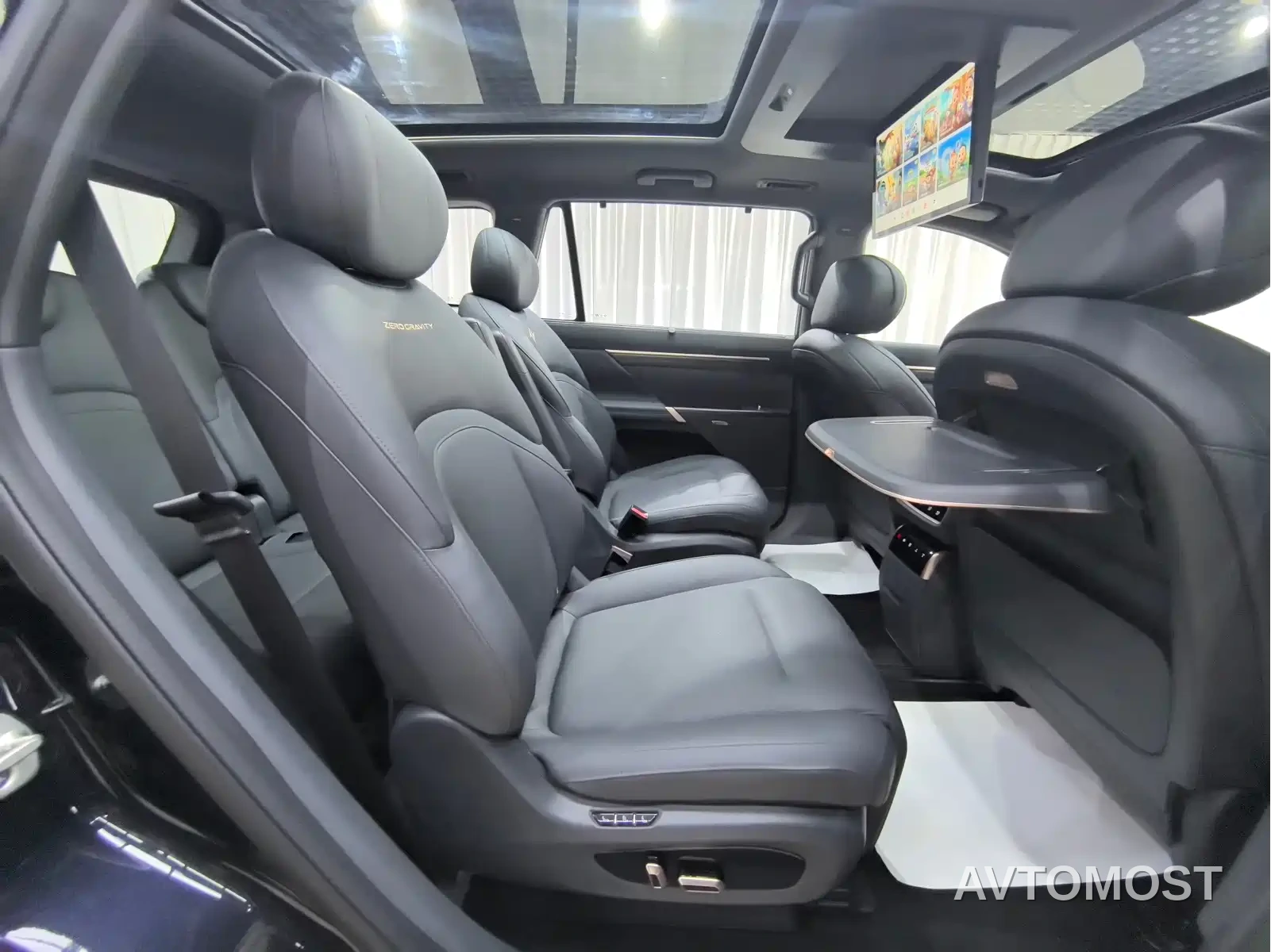 Dongfeng Yipai eπ008 2024 210Max Range Extender 6-Seater — фото 9