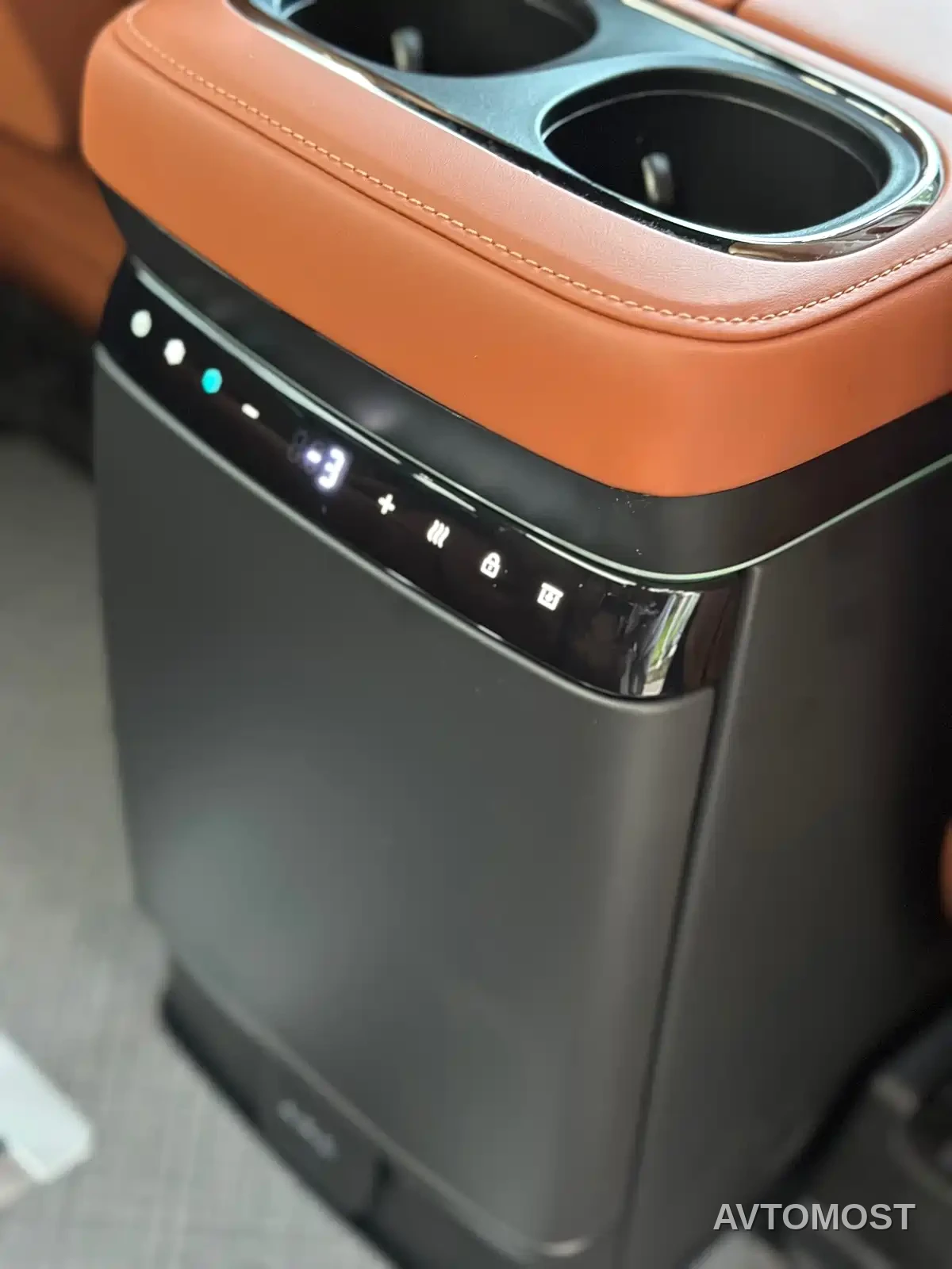 GAC Trumpchi Xiangwang M8 2025 Model QianKun Series Ultra First Class — фото 13