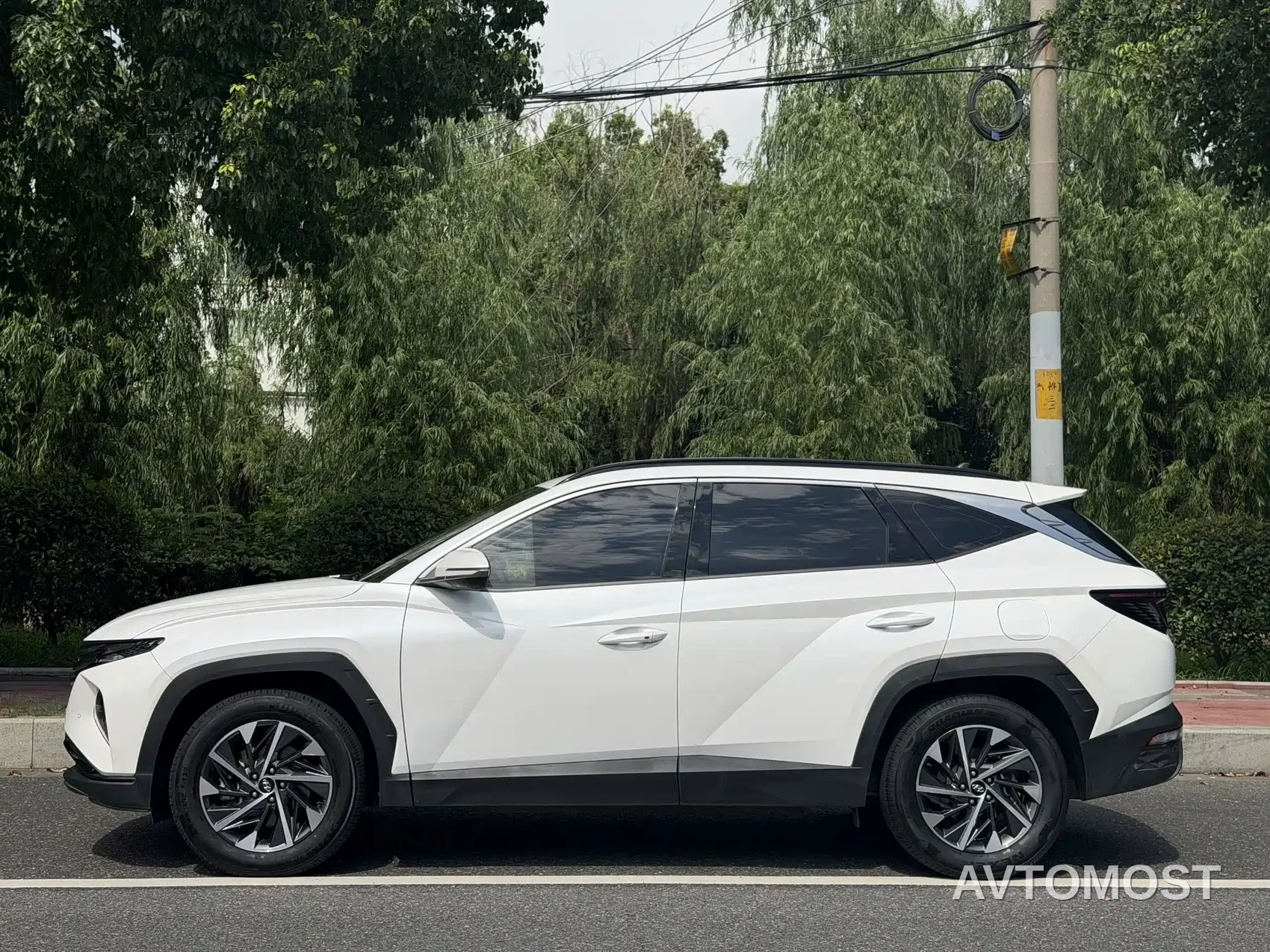 Hyundai Tucson 2022 Tucson L 2.0L Hybrid Flagship — фото 8
