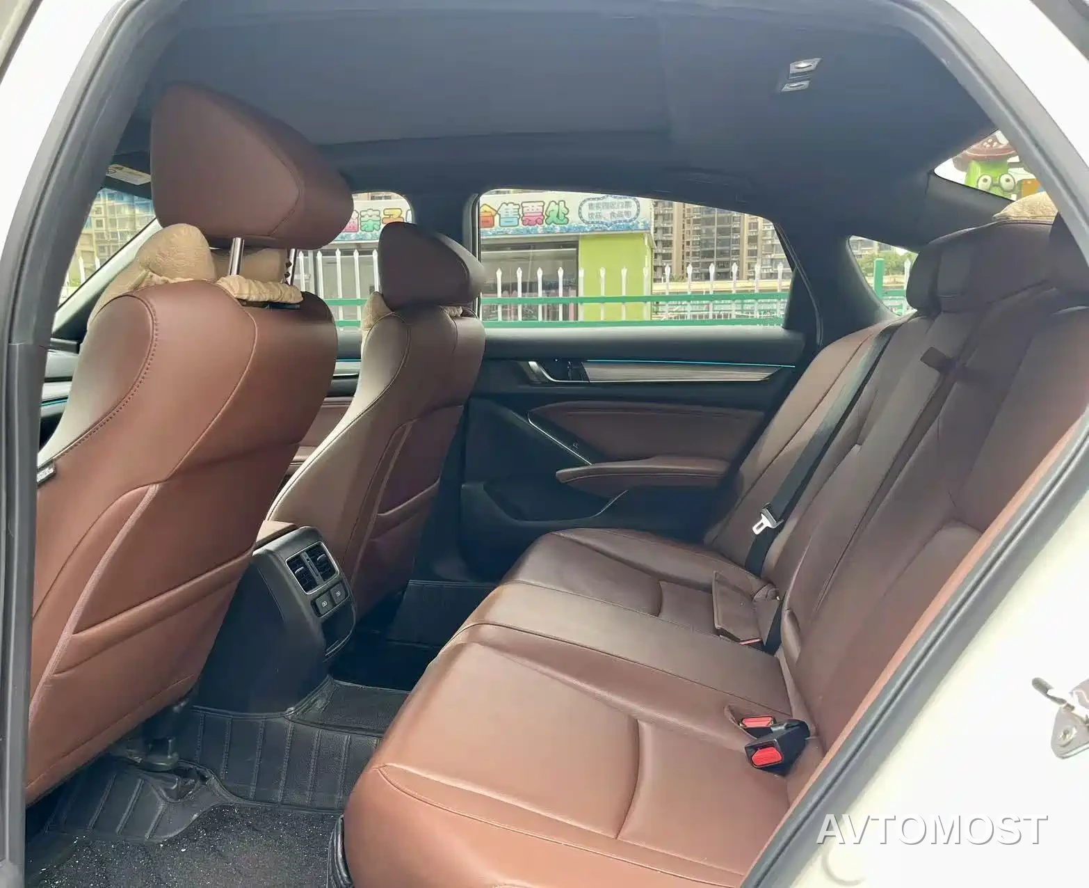 Honda Inspire Hybrid 2023 e:PHEV Premium Edition — фото 6