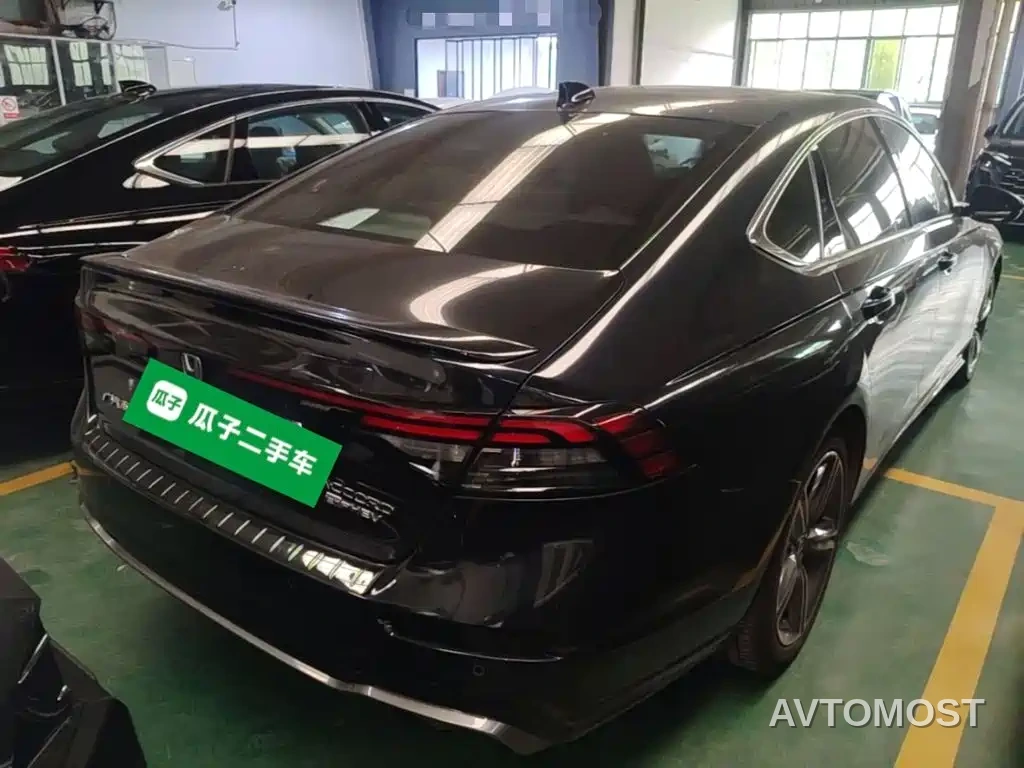 Honda Accord New Energy 2023 2.0L e:PHEV Premium Edition — фото 6