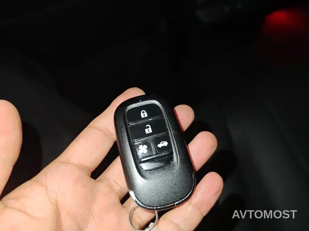 Honda Accord New Energy 2023 2.0L e:PHEV Premium Edition — фото 8