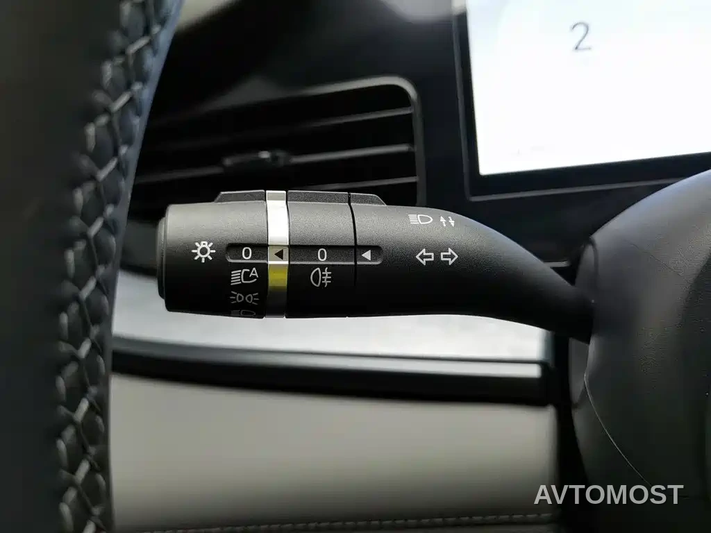 BYD Seal 2024 Glory Edition DM-i 1.5L 121km Luxury — фото 19