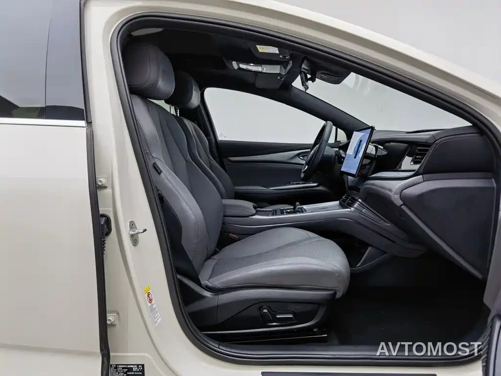 BYD Seal 2024 Glory Edition DM-i 1.5L 121km Luxury — фото 21