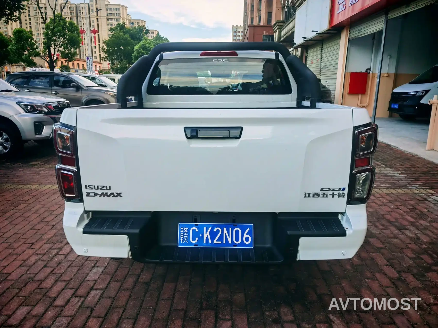 Isuzu D-MAX 2023 1.9T Automatic 4WD V-CROSS Comfort Leader — фото 5