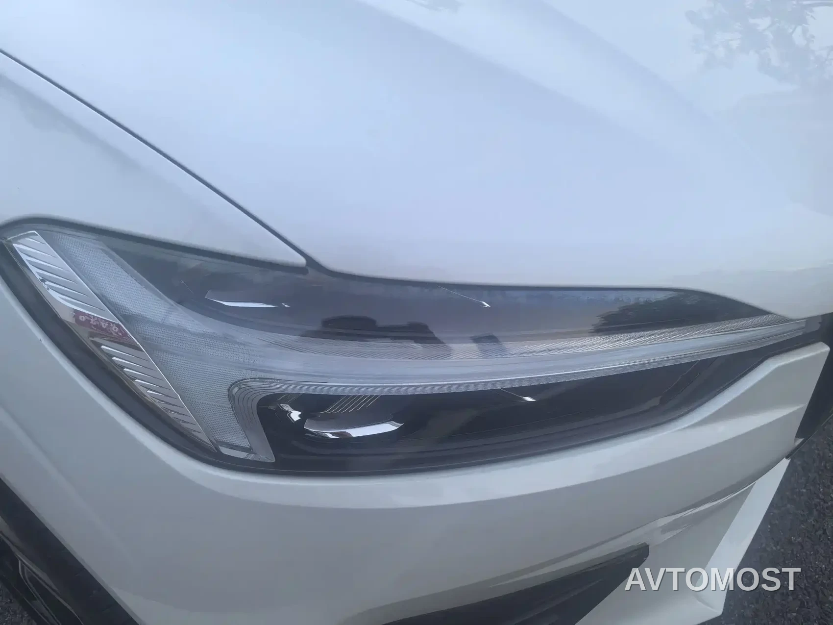 Volvo XC60 Plug-in Hybrid 2021 T8 E-Drive Hybrid Inscription Sport — фото 6