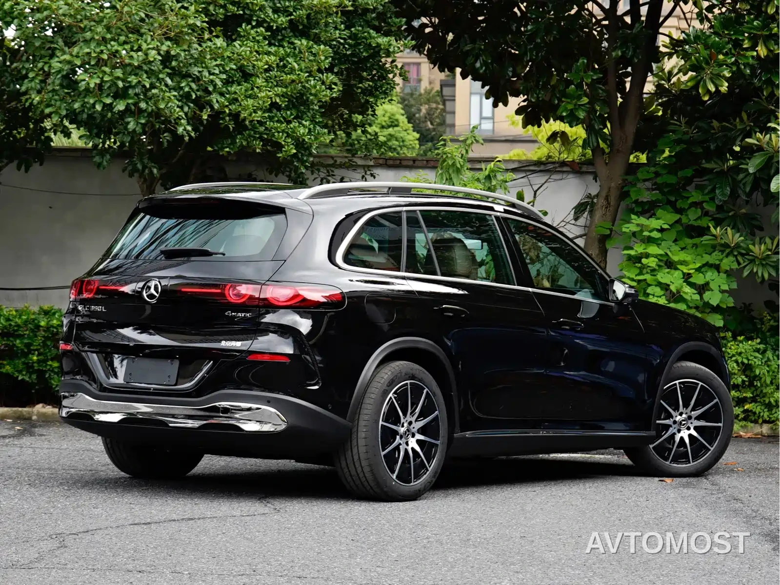 Mercedes-Benz GLC New Energy — фото 4