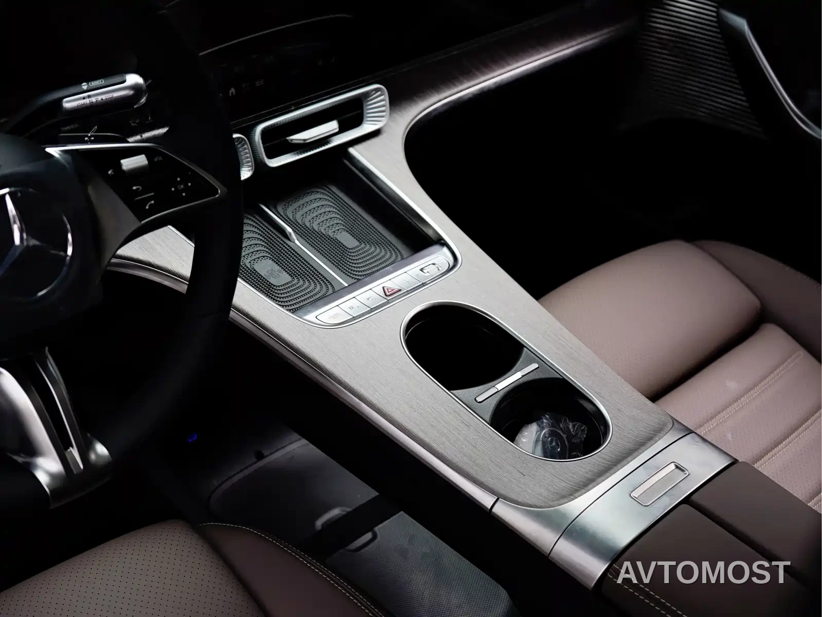 Mercedes-Benz GLC New Energy — фото 16