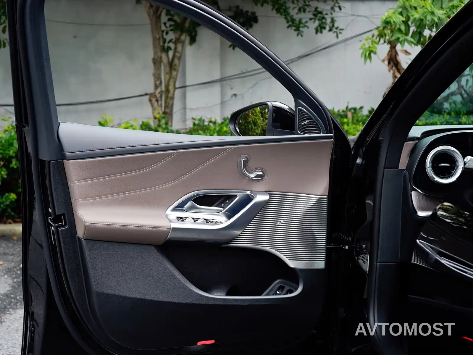 Mercedes-Benz GLC New Energy — фото 20