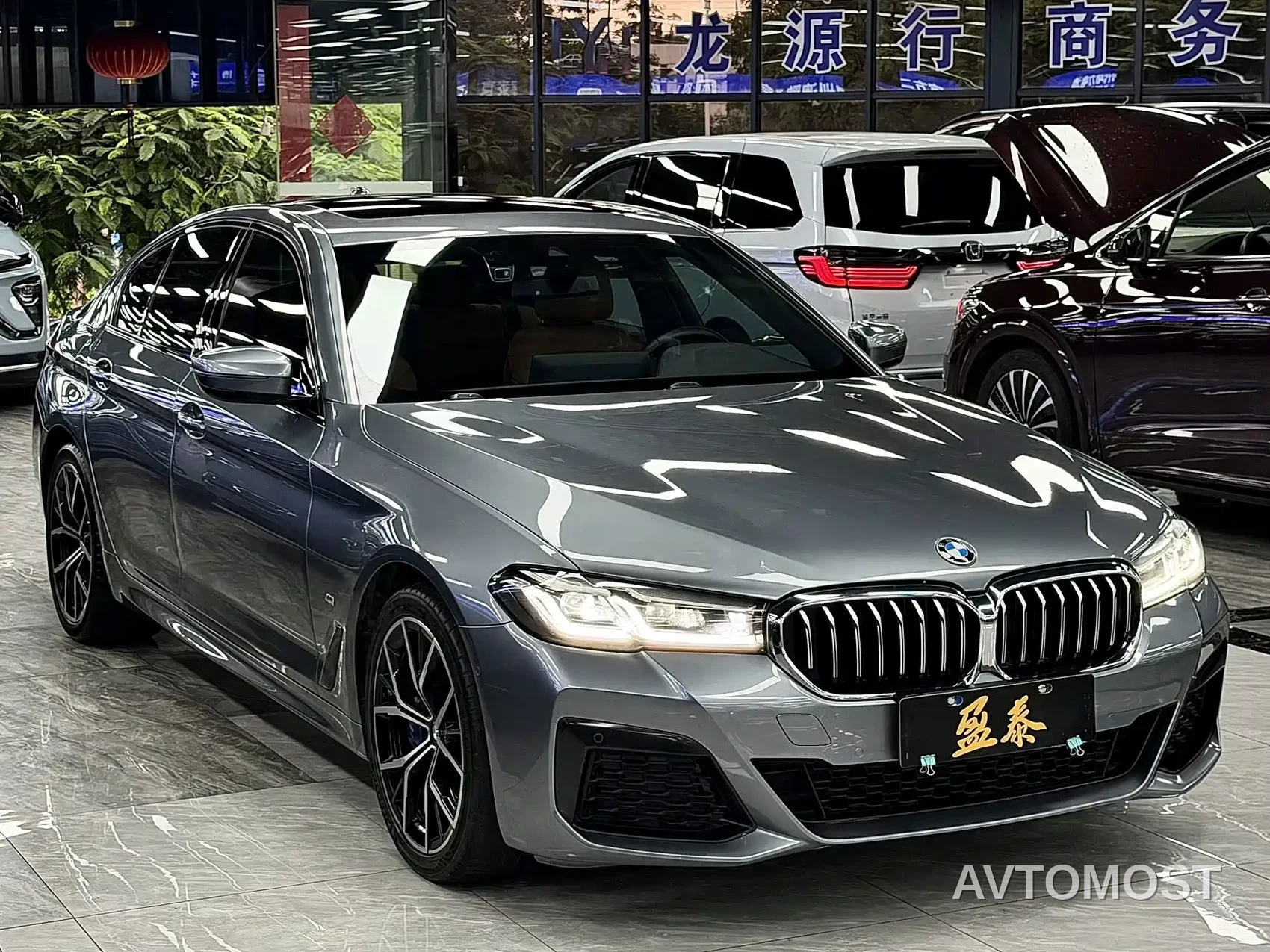 BMW 5 Series (Import) 2022 530i M Sport Package — фото 3
