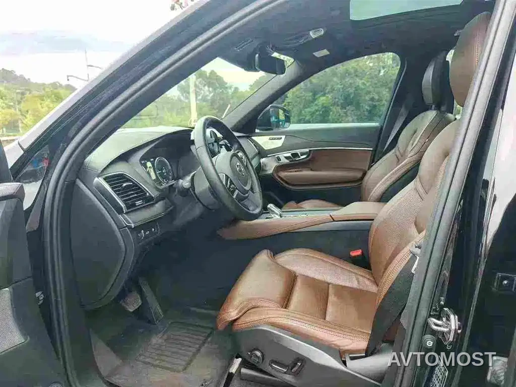 Volvo XC90 Plug-in Hybrid 2022 E-Drive Hybrid T8 Smart Premium Luxury 7-Seater — фото 4