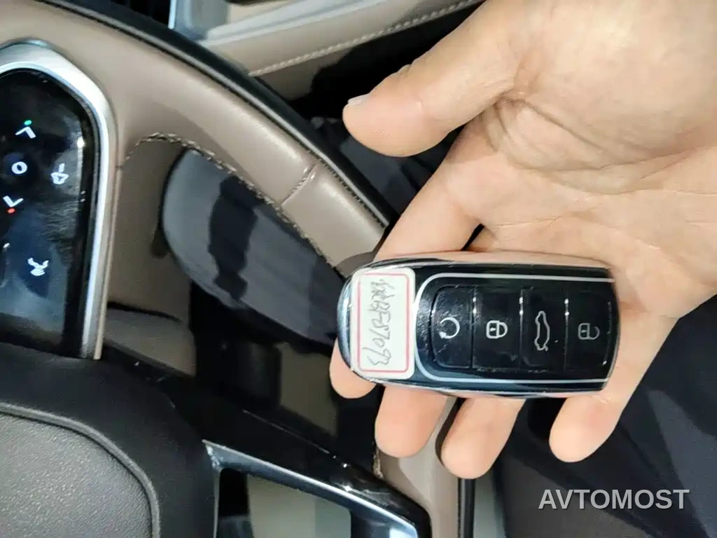 Chery Tiggo 8 PLUS C-DM 2025 1.5T 116km Premium 5-Seater — фото 9