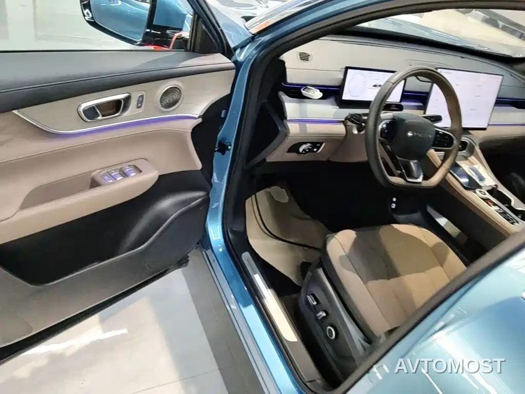 Chery Tiggo 8 PLUS C-DM 2025 1.5T 116km Premium 5-Seater — фото 16