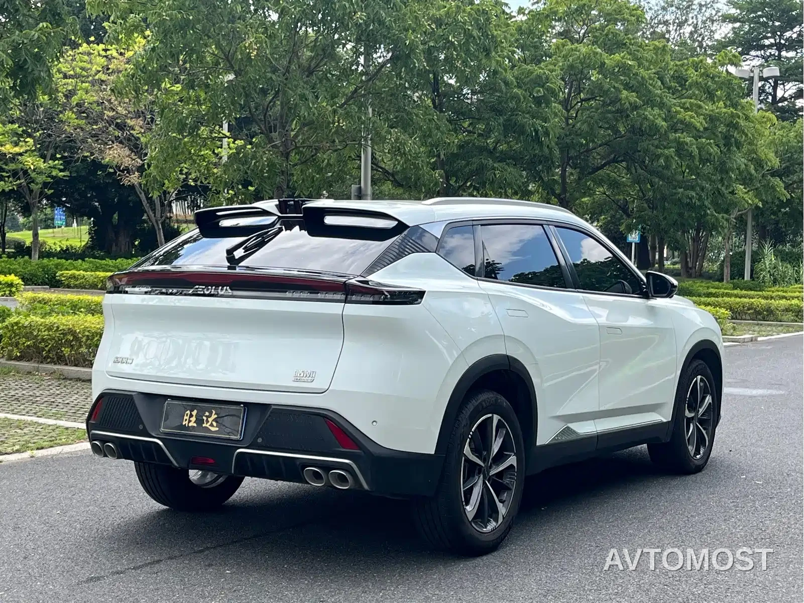 Dongfeng Aeolus Haohan 2024 Glory Edition DH-i 1.5T Luxury — фото 10