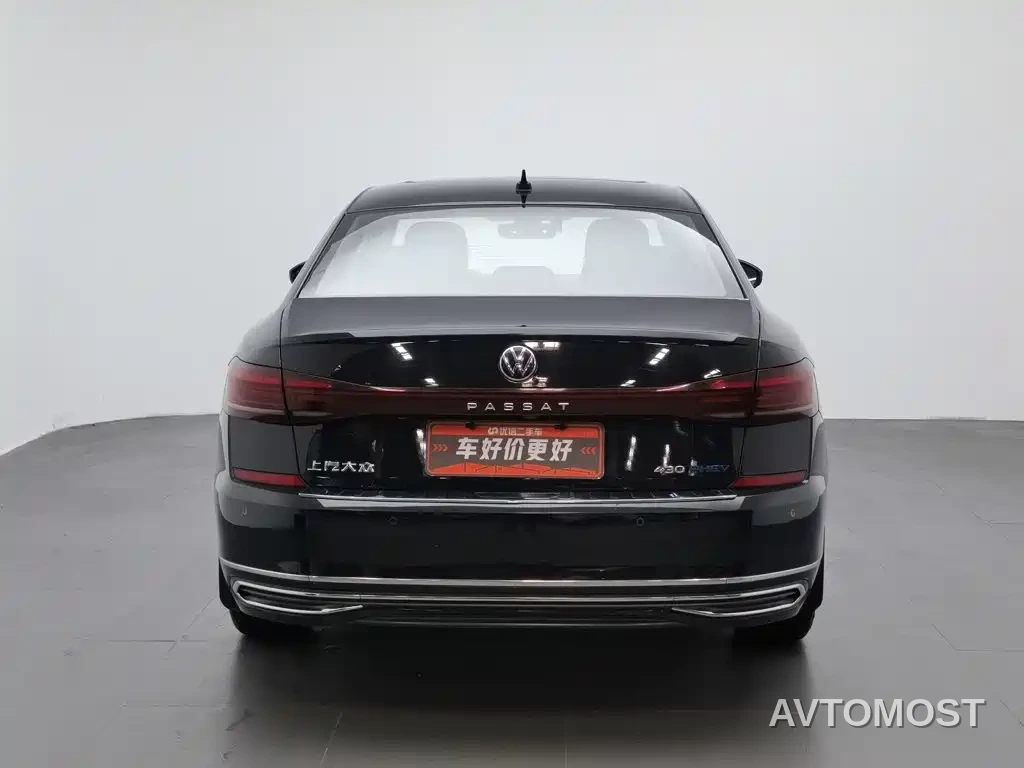 Volkswagen Passat New Energy 2022 430PHEV Hybrid Luxury Edition — фото 3