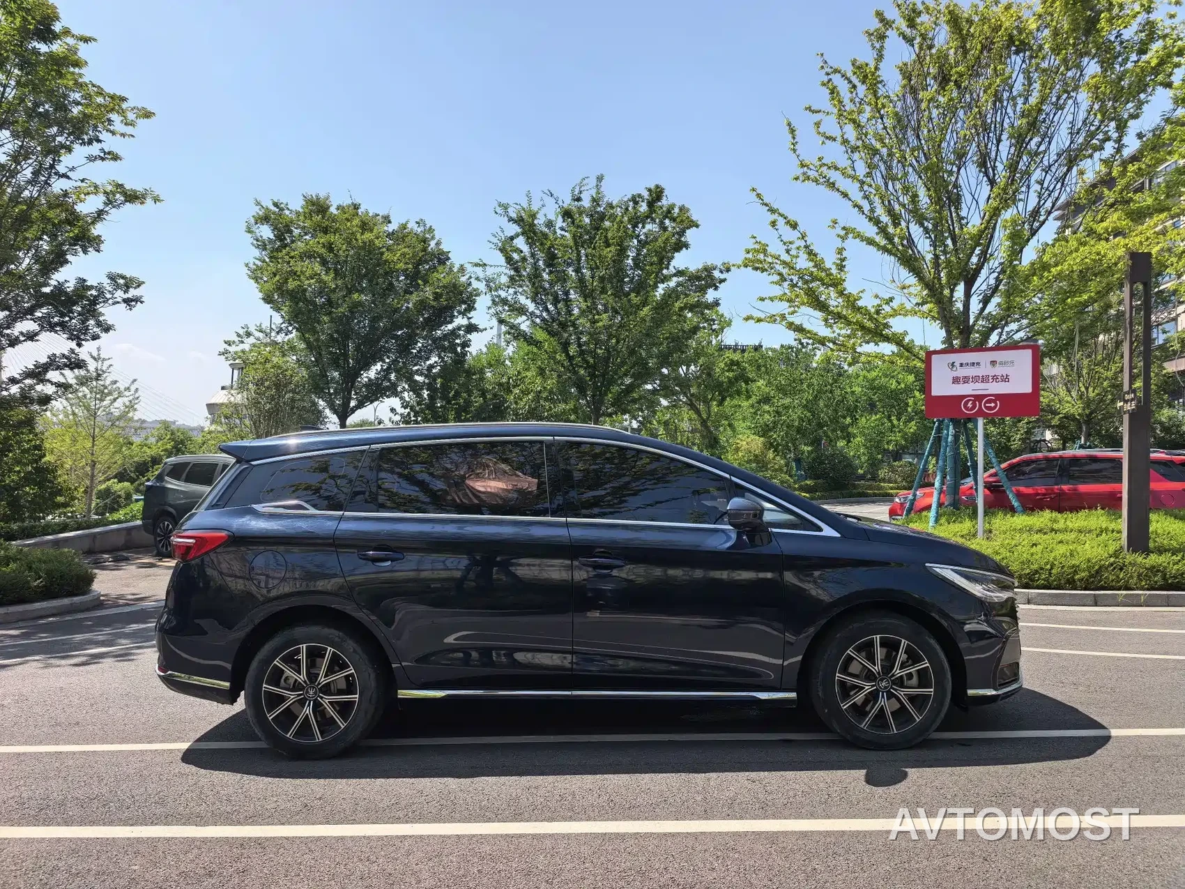BYD Song MAX New Energy 2022 DM-i 105KM Flagship Model — фото 4